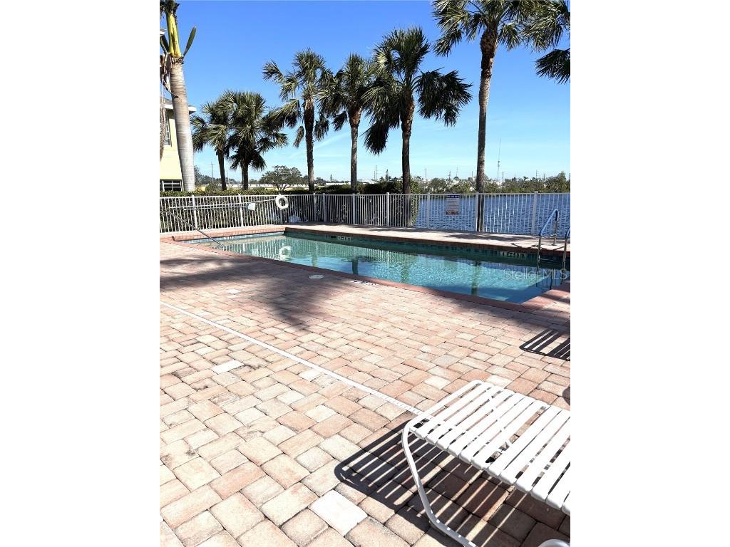 3825 45th Terrace W #104 Bradenton FL 34210 A4637984 image20