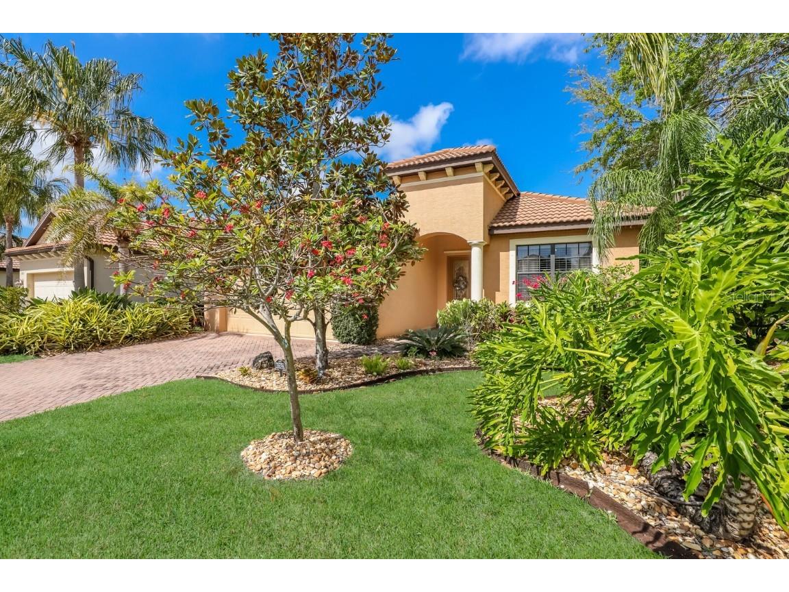 3825 80th Drive E Sarasota FL 34243 A4563575 image1