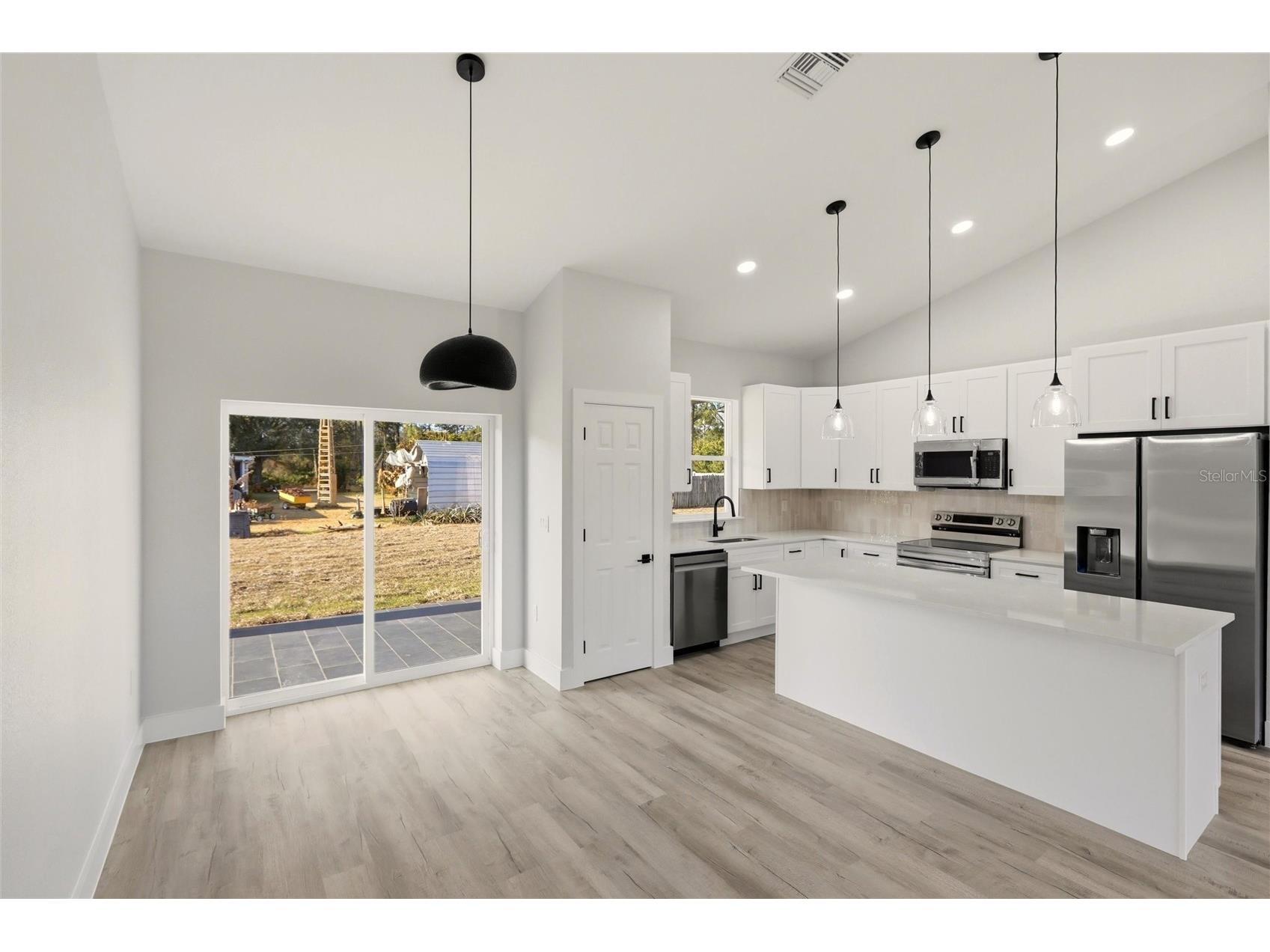 3825 Citroen Drive Sebring FL 33872 P4937753 image8