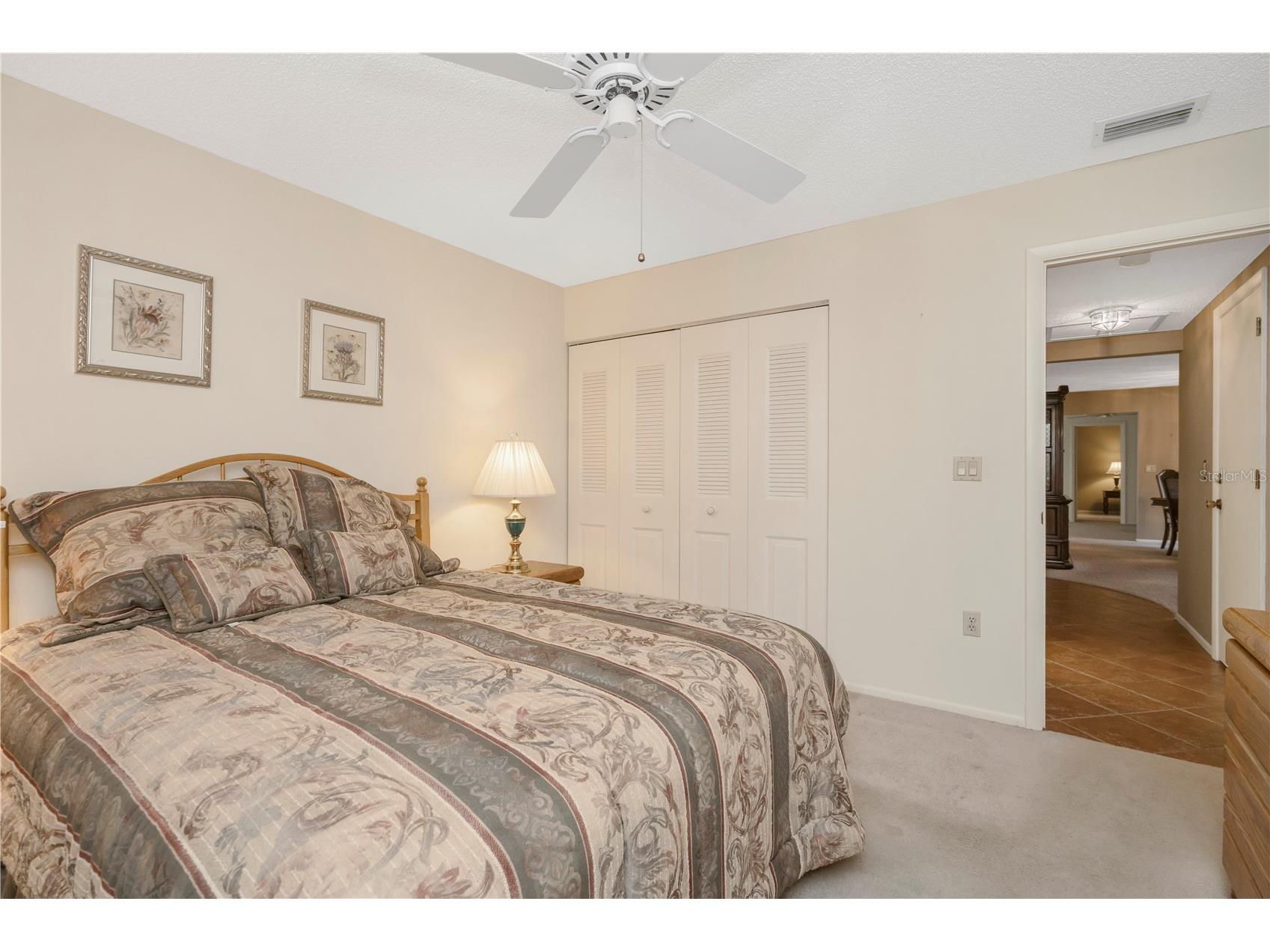 3825 Glen Oaks Manor Drive Sarasota FL 34232 TB8522724 image19