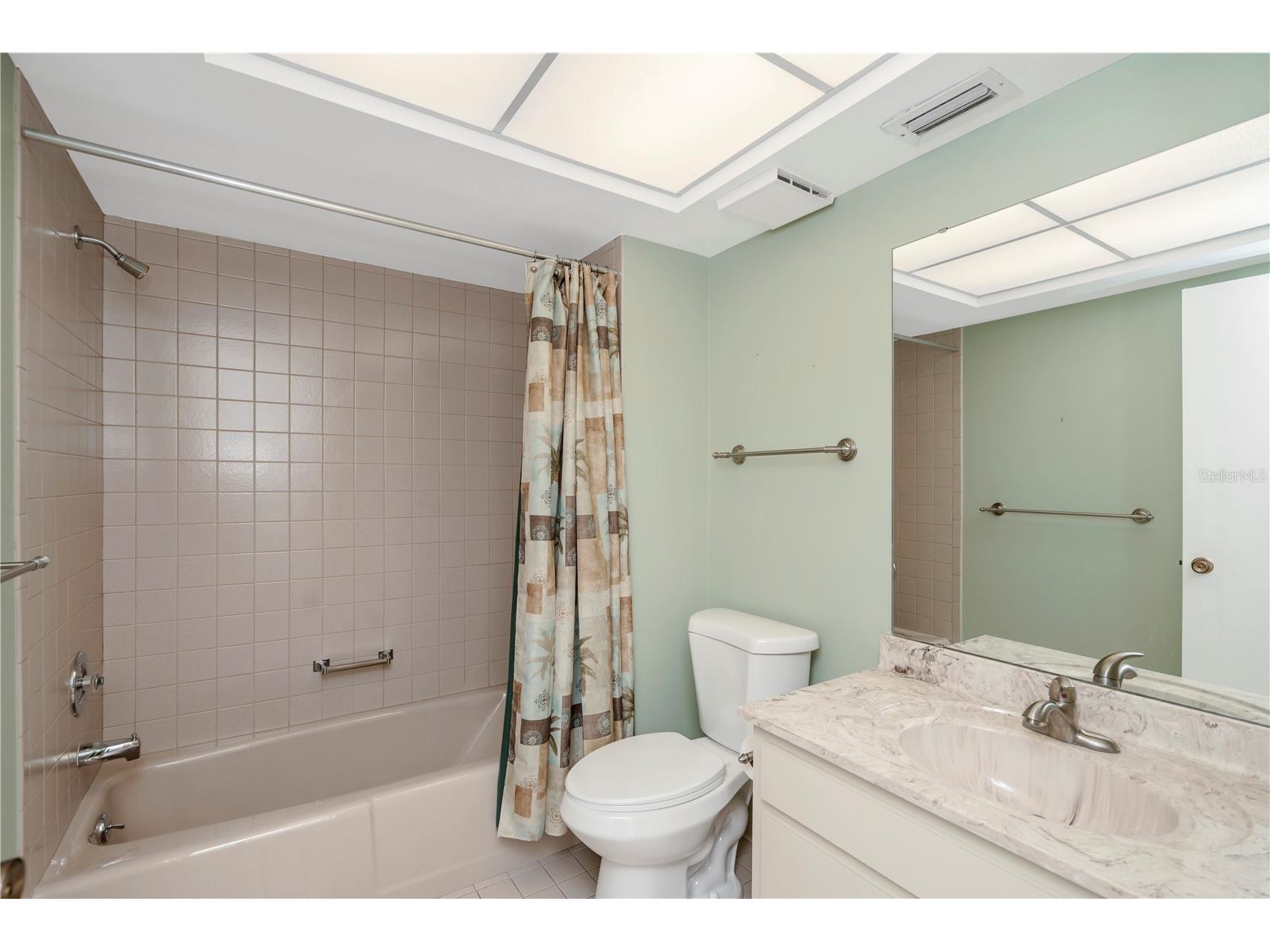 3825 Glen Oaks Manor Drive Sarasota FL 34232 TB8522724 image20