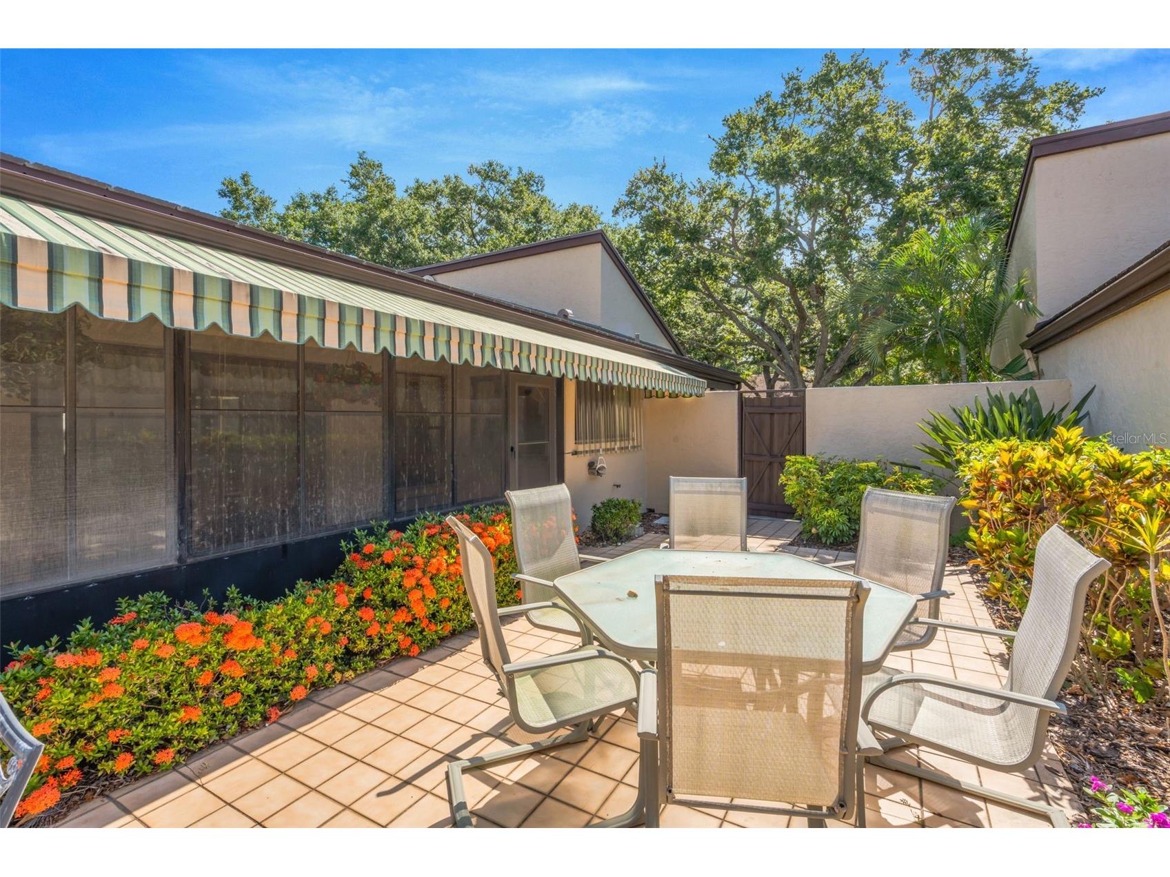 3825 Glen Oaks Manor Drive Sarasota FL 34232 TB8522724 image27
