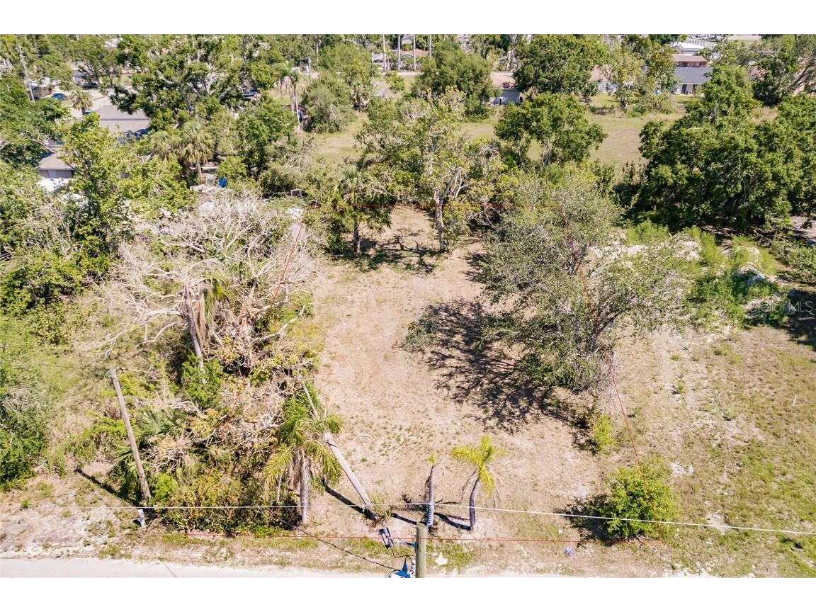 3825 Lora Street Fort Myers FL 33916 C7474416 image1