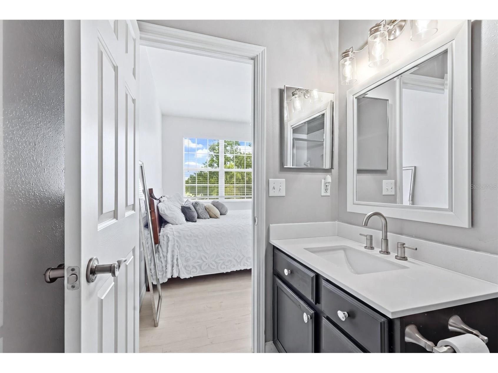 3825 Parkridge Circle #1-202 Sarasota FL 34243 A4691818 image26