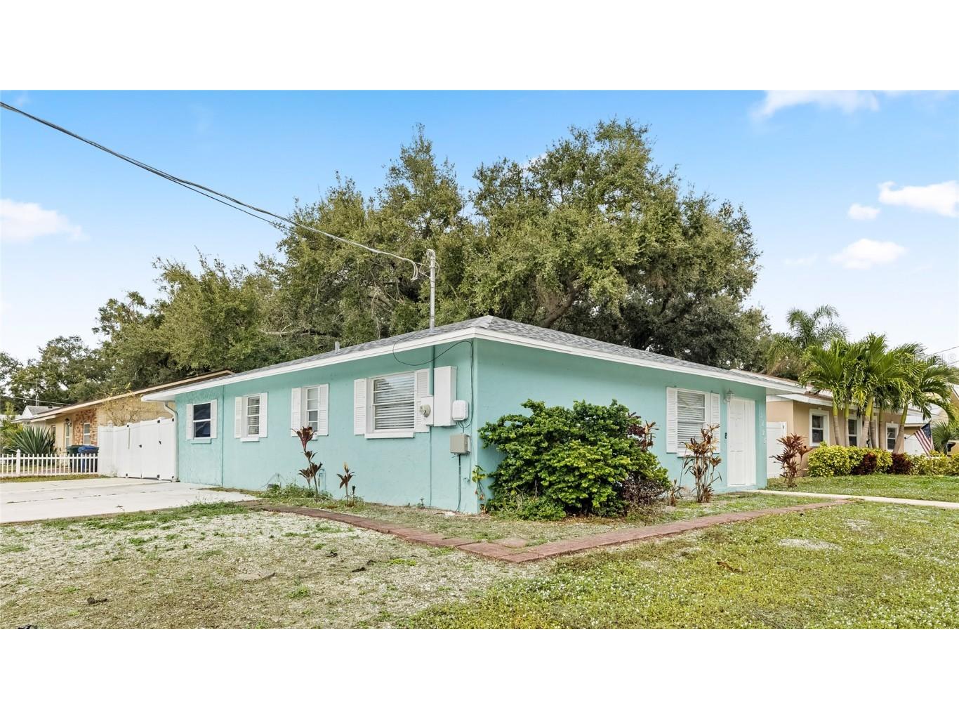 3825 Proctor Road Sarasota FL 34233 A4675065 image1