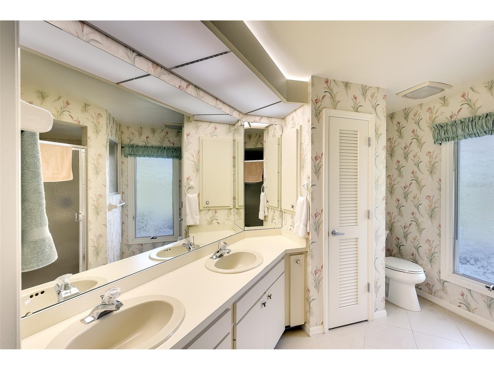 3825 Wilshire Circle #1 Sarasota FL 34238 A4693723 image14