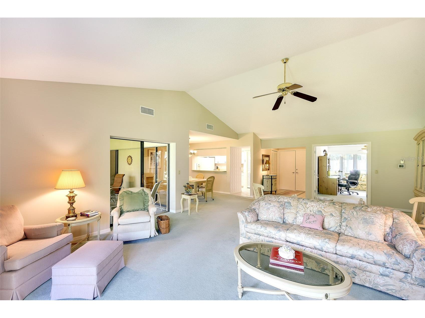 3825 Wilshire Circle #1 Sarasota FL 34238 A4693723 image7