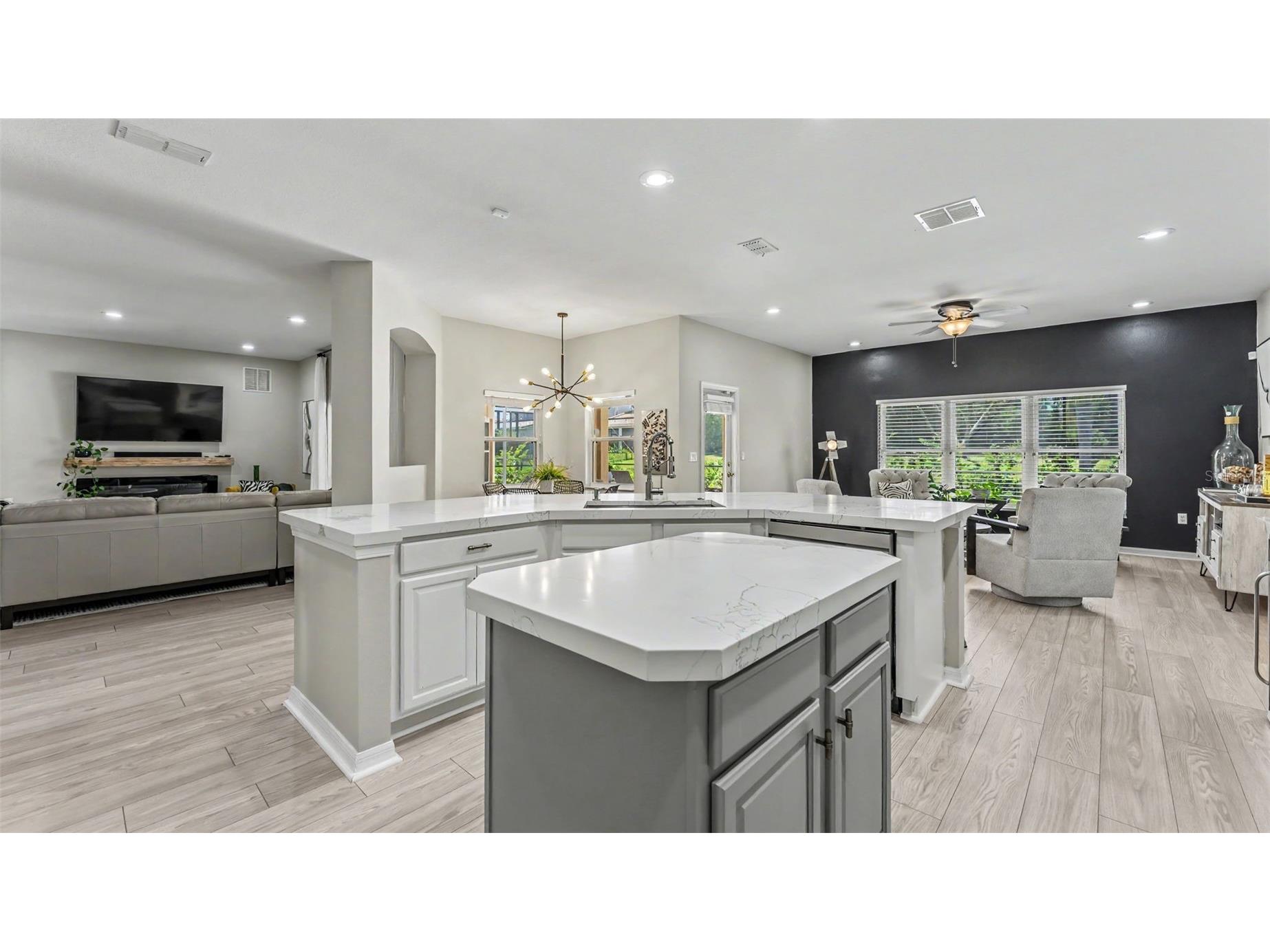 3826 Golden Feather Way Kissimmee FL 34746 - LAKE TOHOPEKALIGA L4962124 image17