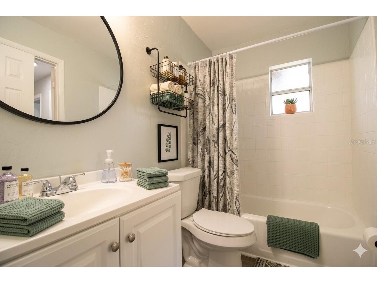 3826 NW 14th Place Gainesville FL 32605 GC539417 image6