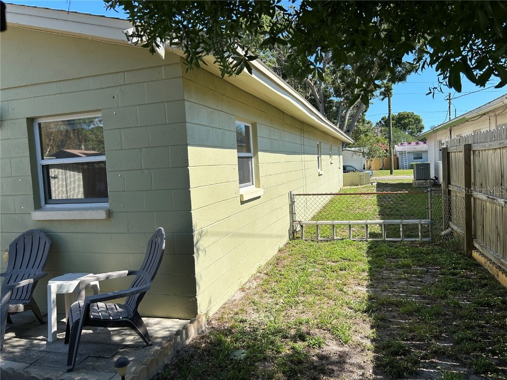 3827 15th Avenue N Saint Petersburg FL 33713 TB8386441 image34
