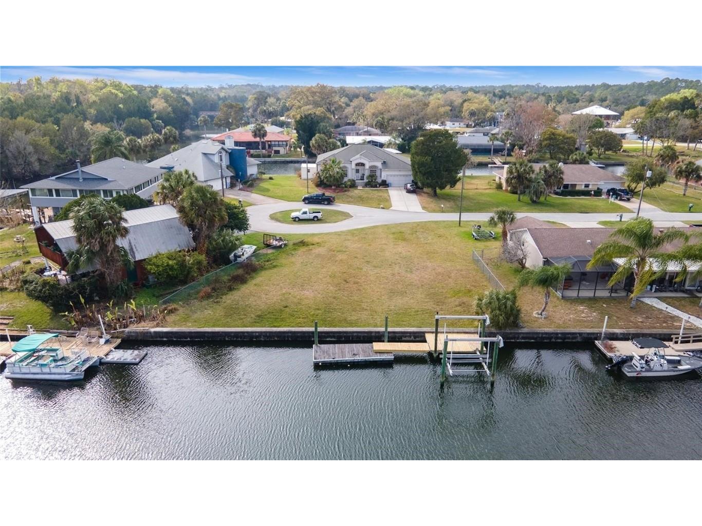 3827 N Timucua Point Crystal River FL 34428 - INDIAN WATERS TB8304445 image1