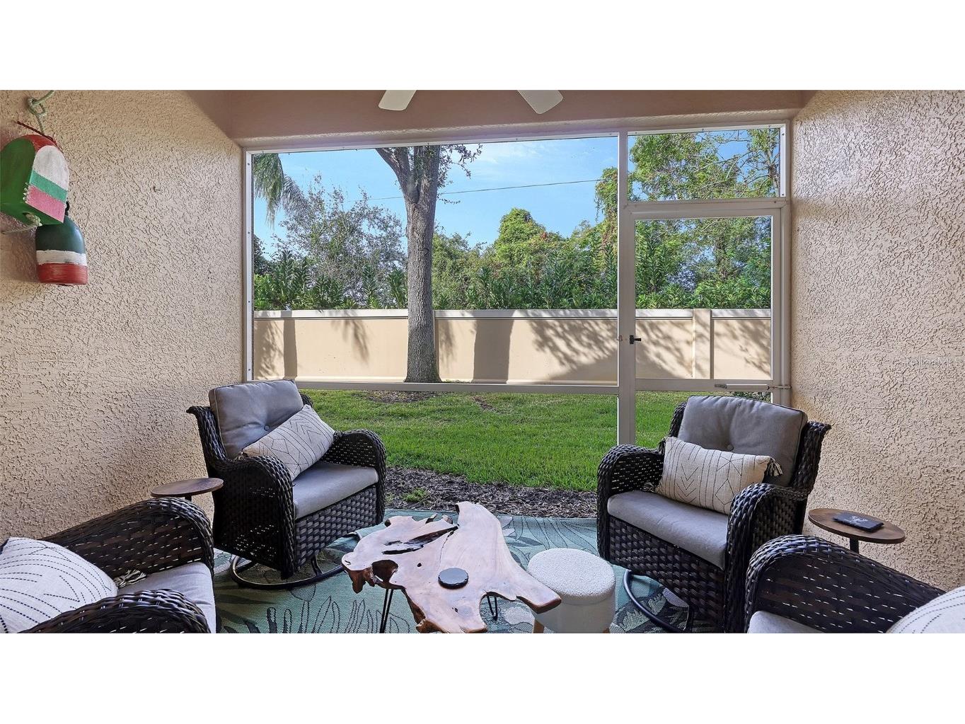 3827 Parkridge Circle #1-102 Sarasota FL 34243 A4671306 image10