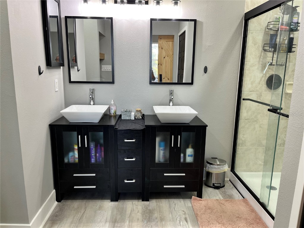 3827 Parkridge Circle #1-102 Sarasota FL 34243 A4671306 image20