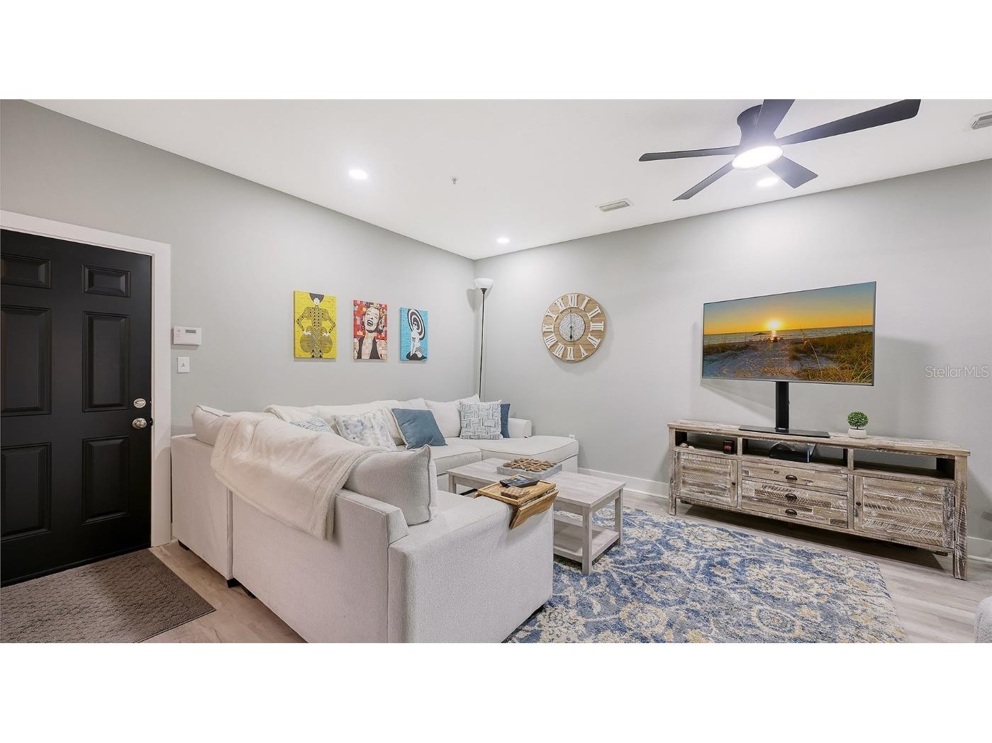 3827 Parkridge Circle #1-102 Sarasota FL 34243 A4671306 image3