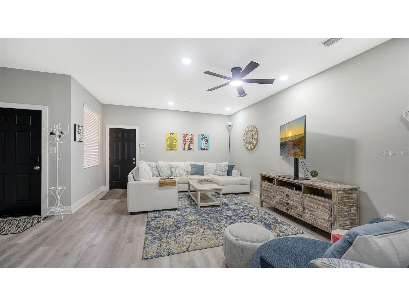 3827 Parkridge Circle #1-102 Sarasota FL 34243 A4671306 image4