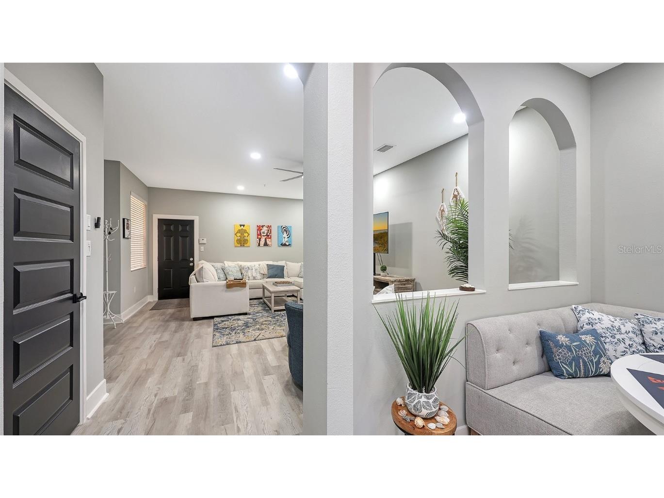 3827 Parkridge Circle #1-102 Sarasota FL 34243 A4671306 image8