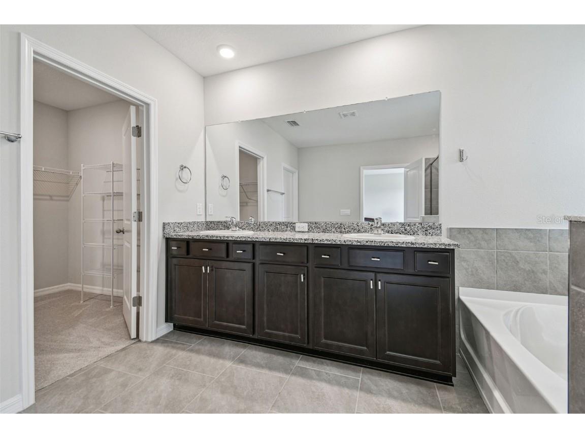 3827 Sunny Spring Street Plant City FL 33565 TB8451790 image32