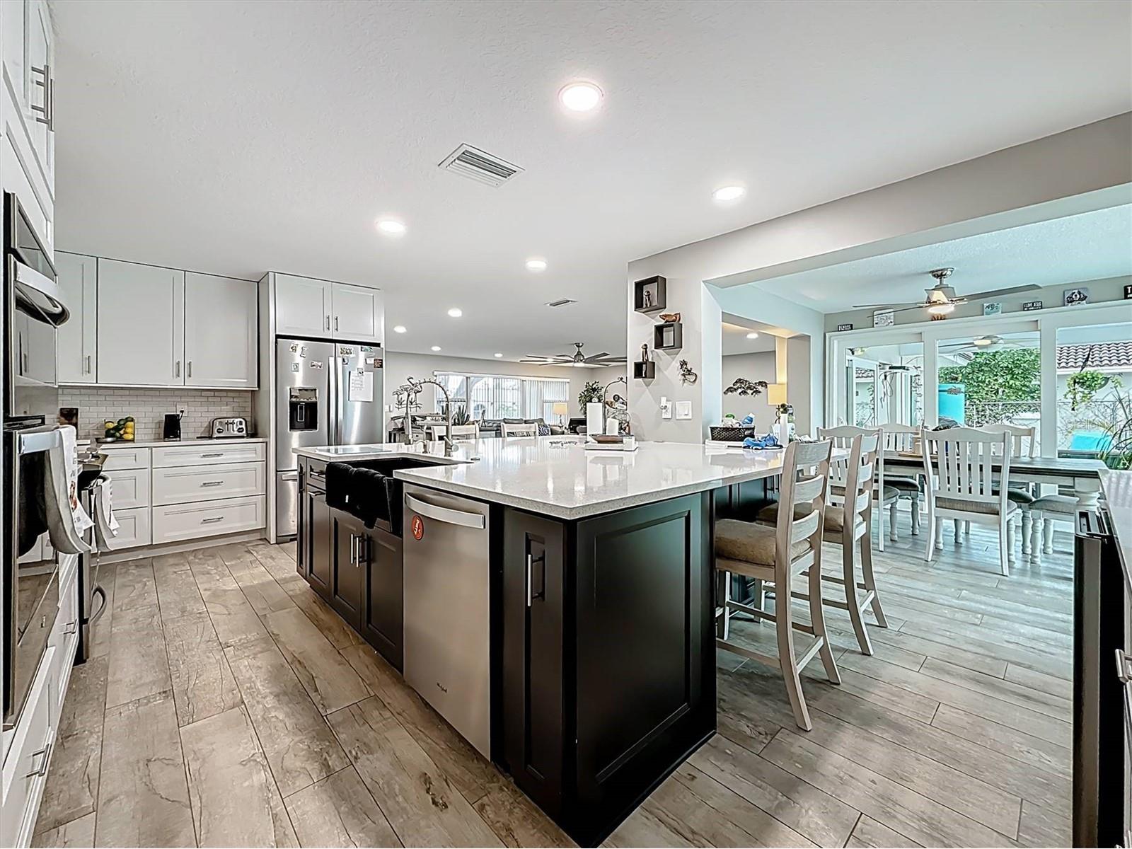 3828 48th Avenue S Saint Petersburg FL 33711 TB8465535 image22