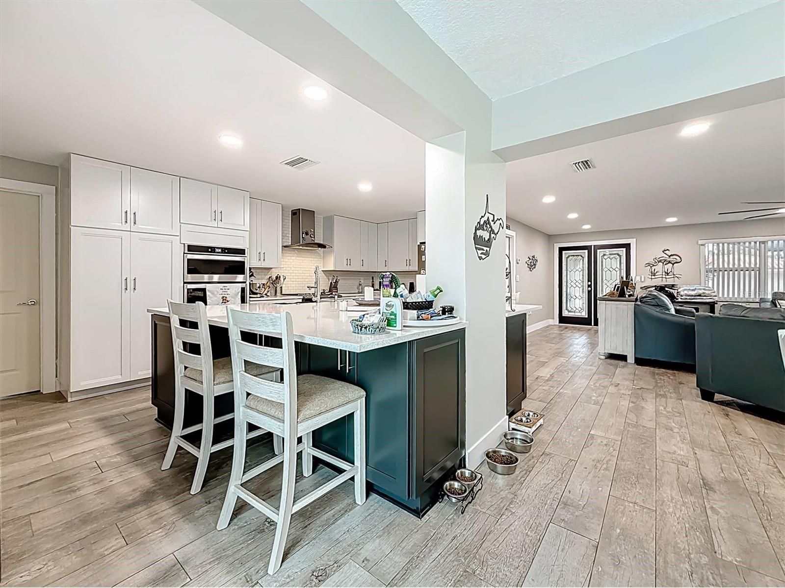 3828 48th Avenue S Saint Petersburg FL 33711 TB8465535 image25