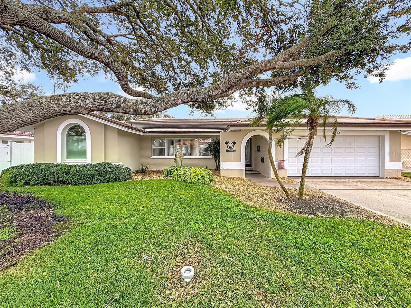 3828 48th Avenue S Saint Petersburg FL 33711 TB8465535 image4