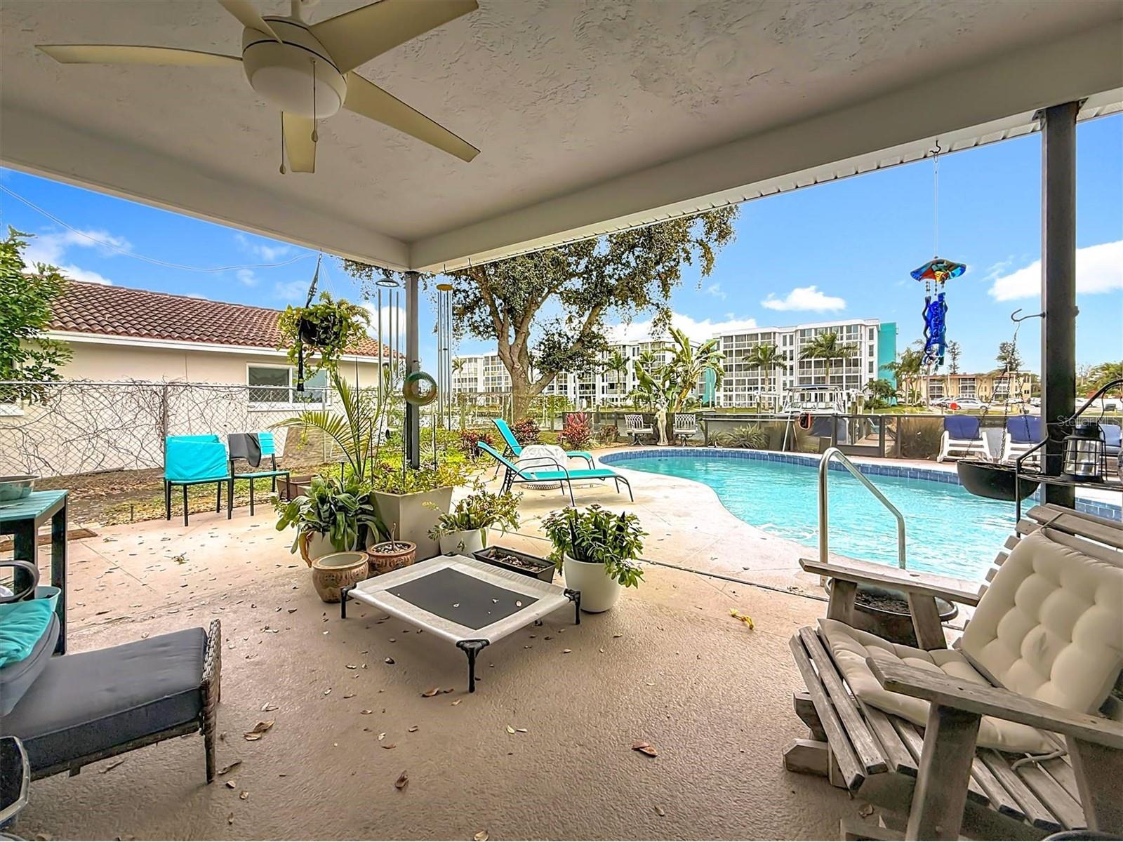 3828 48th Avenue S Saint Petersburg FL 33711 TB8465535 image49