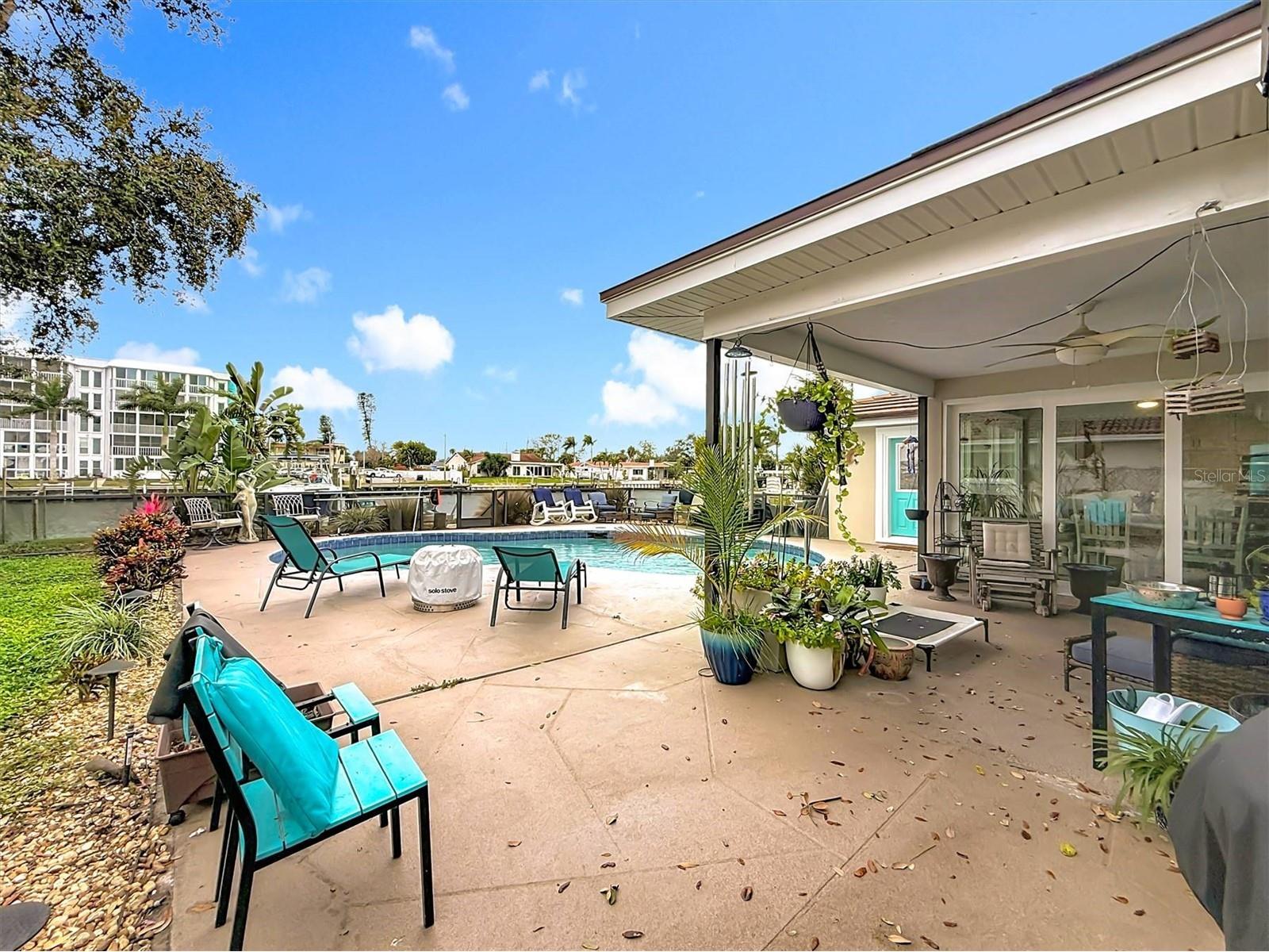 3828 48th Avenue S Saint Petersburg FL 33711 TB8465535 image50