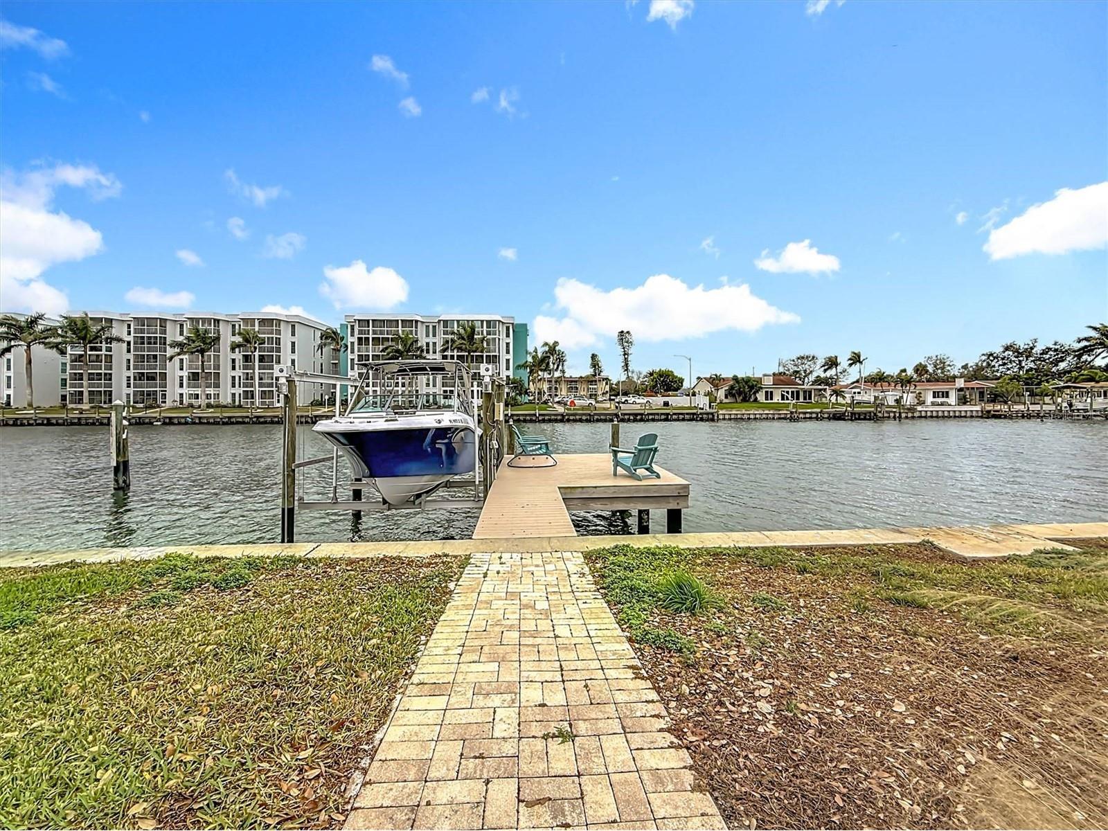 3828 48th Avenue S Saint Petersburg FL 33711 TB8465535 image61