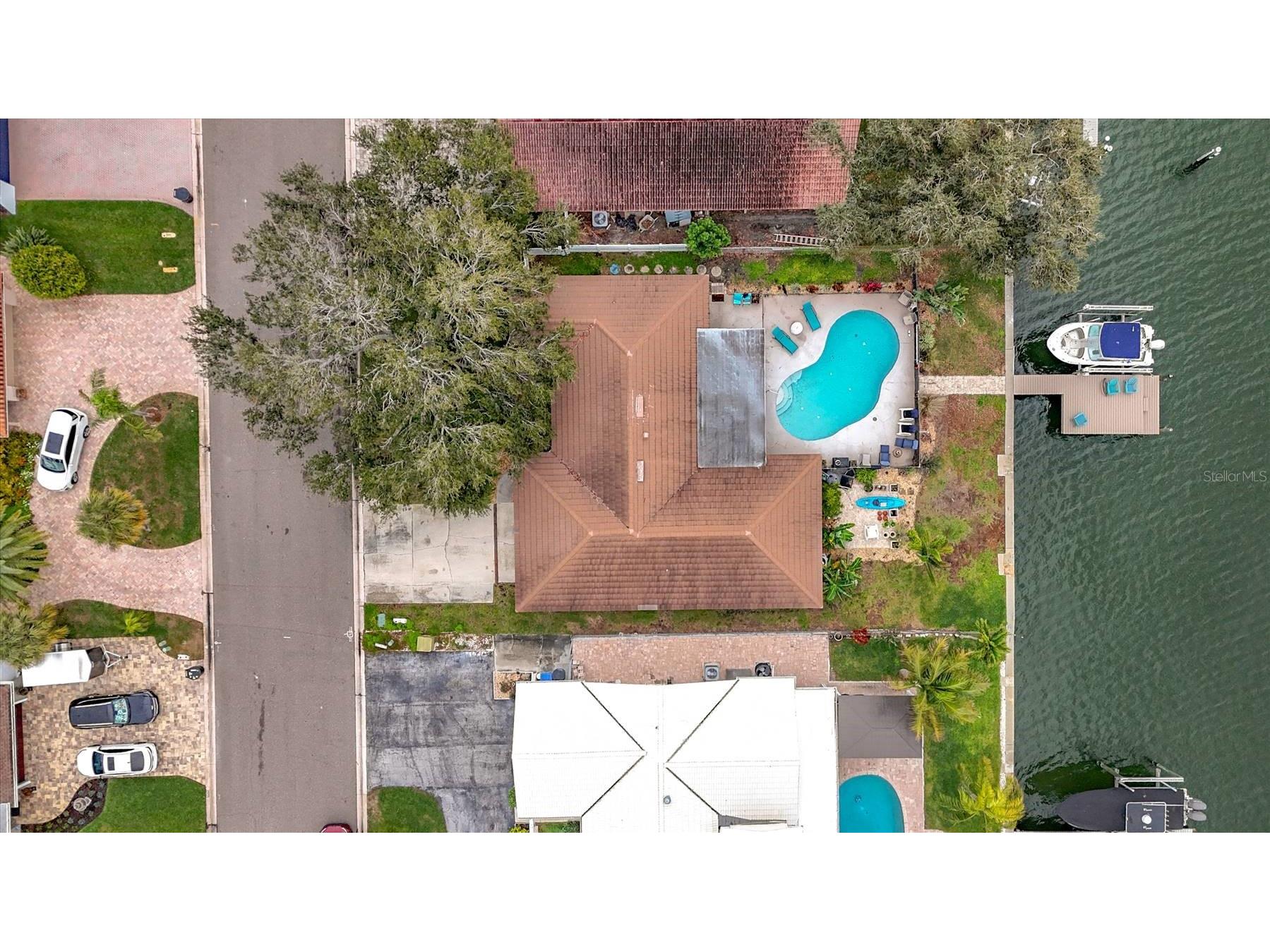 3828 48th Avenue S Saint Petersburg FL 33711 TB8465535 image78