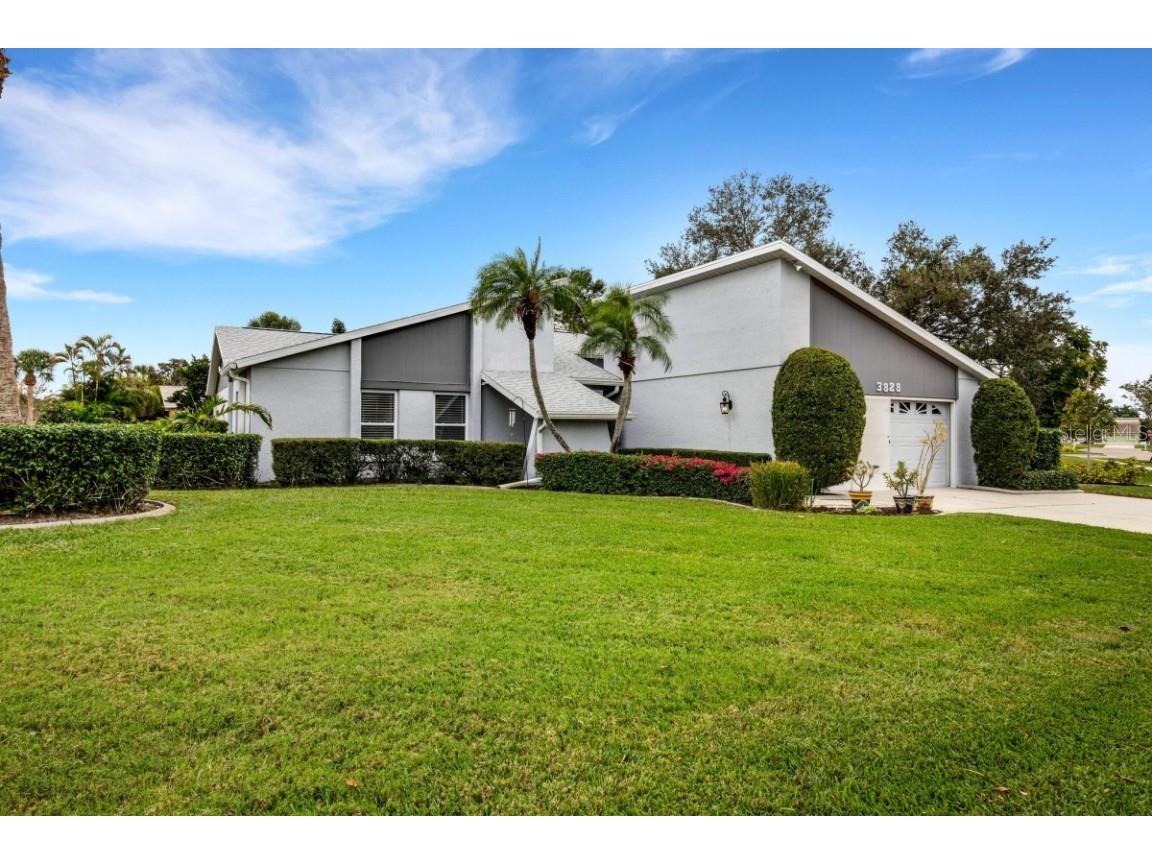 3828 Easton Street Sarasota FL 34238 A4591079 image1