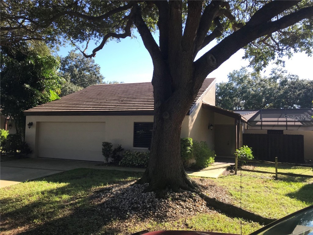 3828 Glen Oaks Manor Drive #3828 Sarasota FL 34232 A4588137 image1