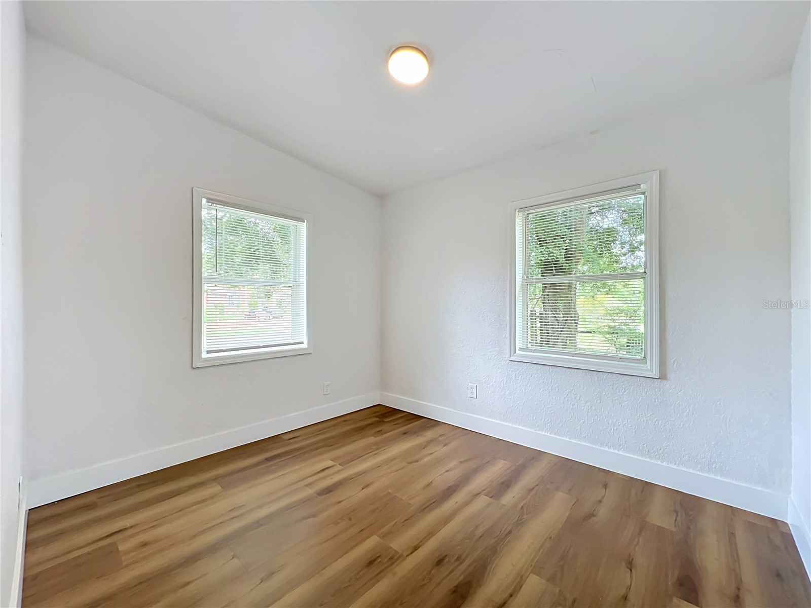 3828 White Heron Drive Orlando FL 32808 V4949644 image21