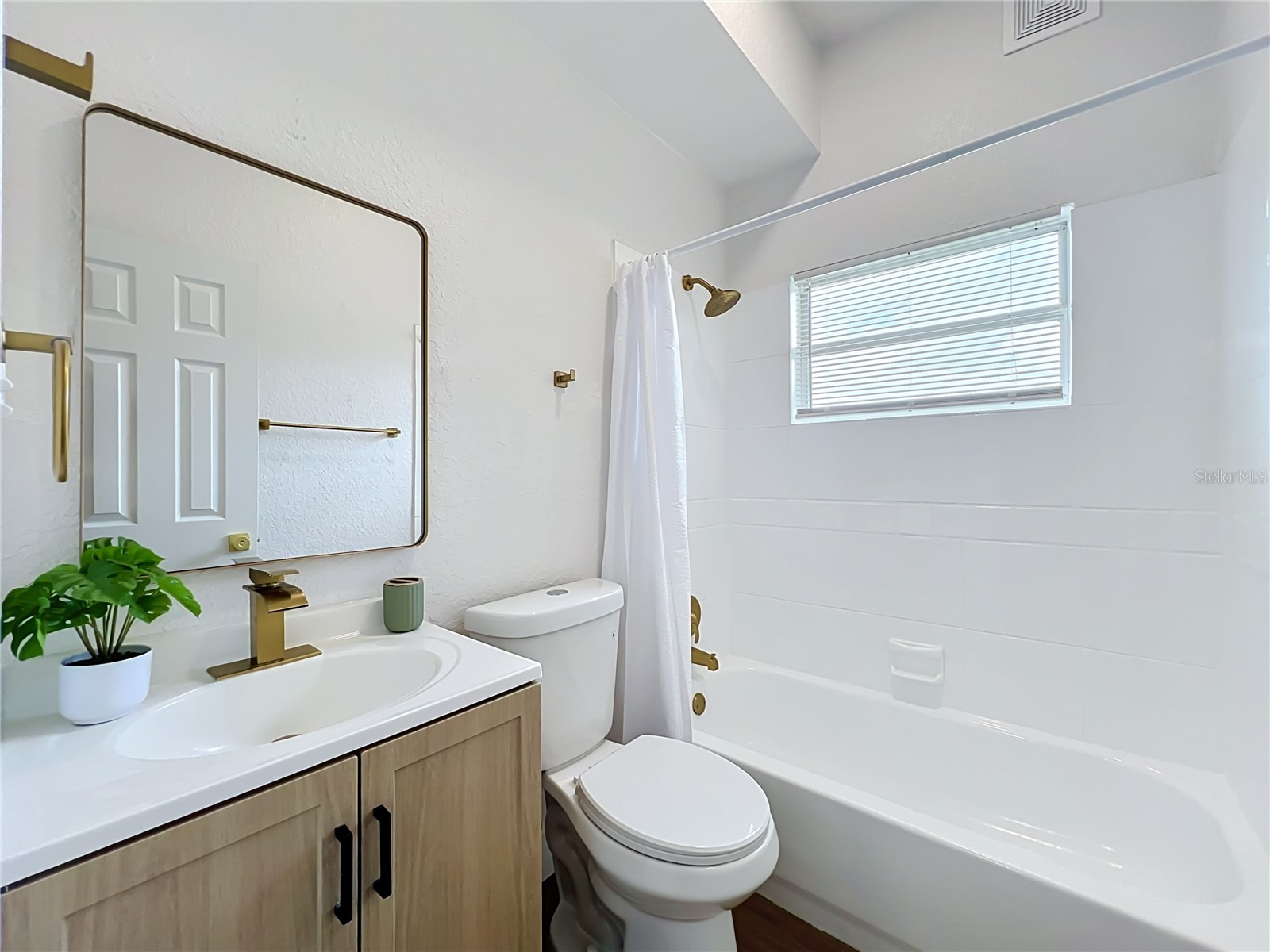 3828 White Heron Drive Orlando FL 32808 V4949644 image34