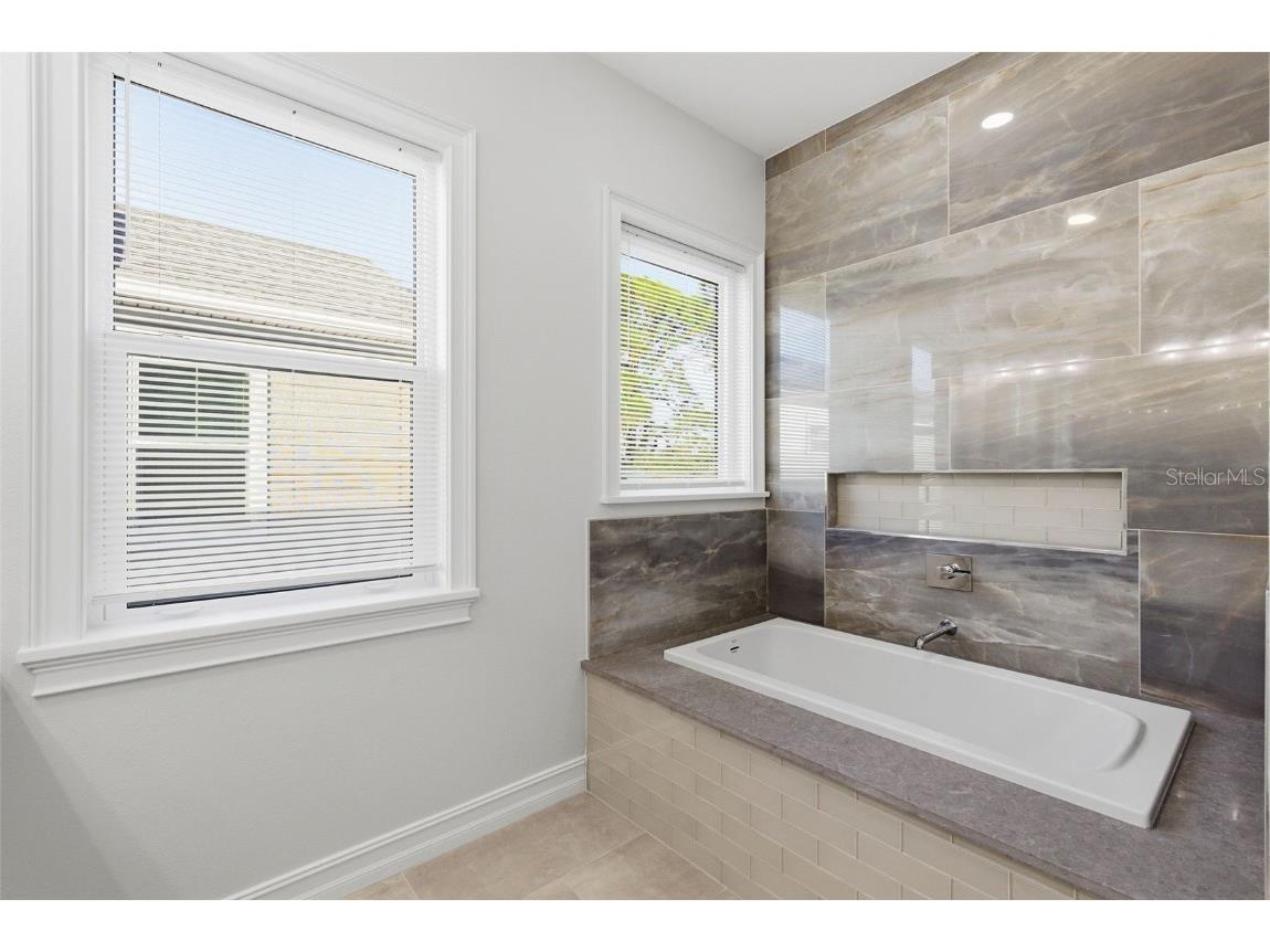 3829 71st Street N Saint Petersburg FL 33709 TB8457920 image29