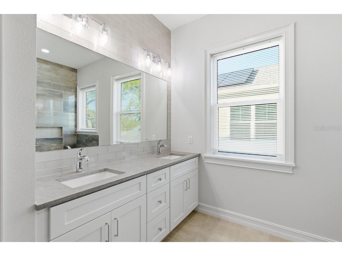 3829 71st Street N Saint Petersburg FL 33709 TB8457920 image41