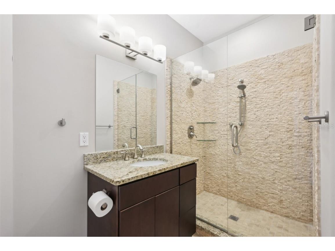 3829 Alamanda Drive Sarasota FL 34238 A4664774 image14