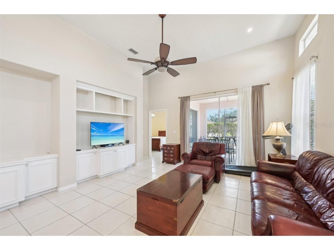 3829 Alamanda Drive Sarasota FL 34238 A4664774 image5