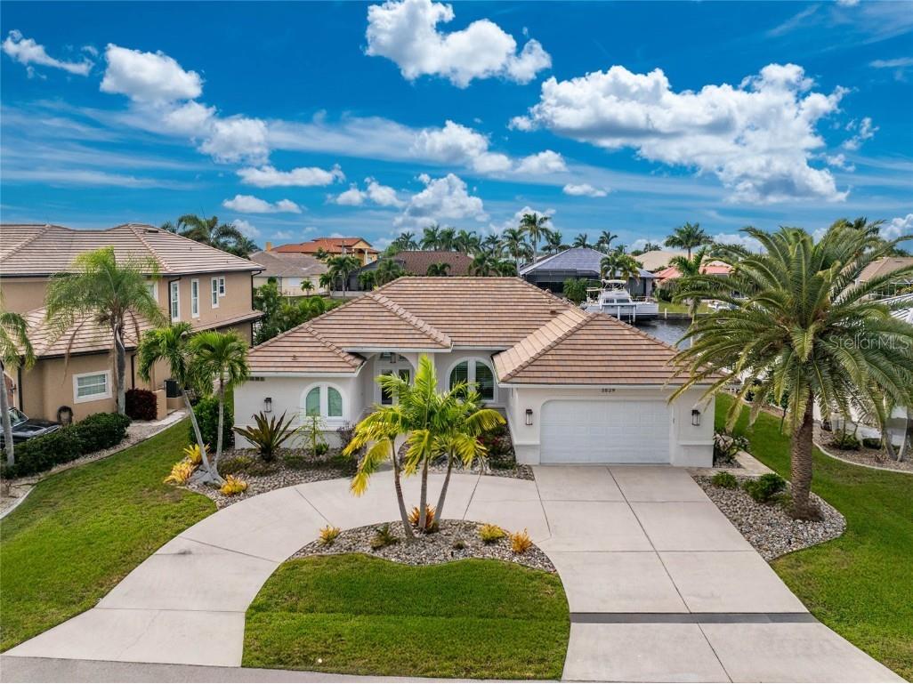 3829 Saint Kitts Court Punta Gorda FL 33950 - ST. KITTS CANAL C7517401 image1