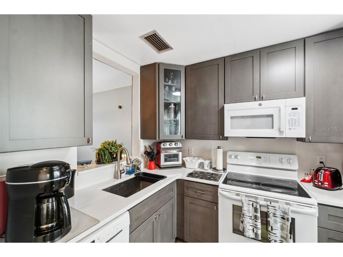 3829 Trophy Boulevard New Port Richey FL 34655 TB8358676 image10