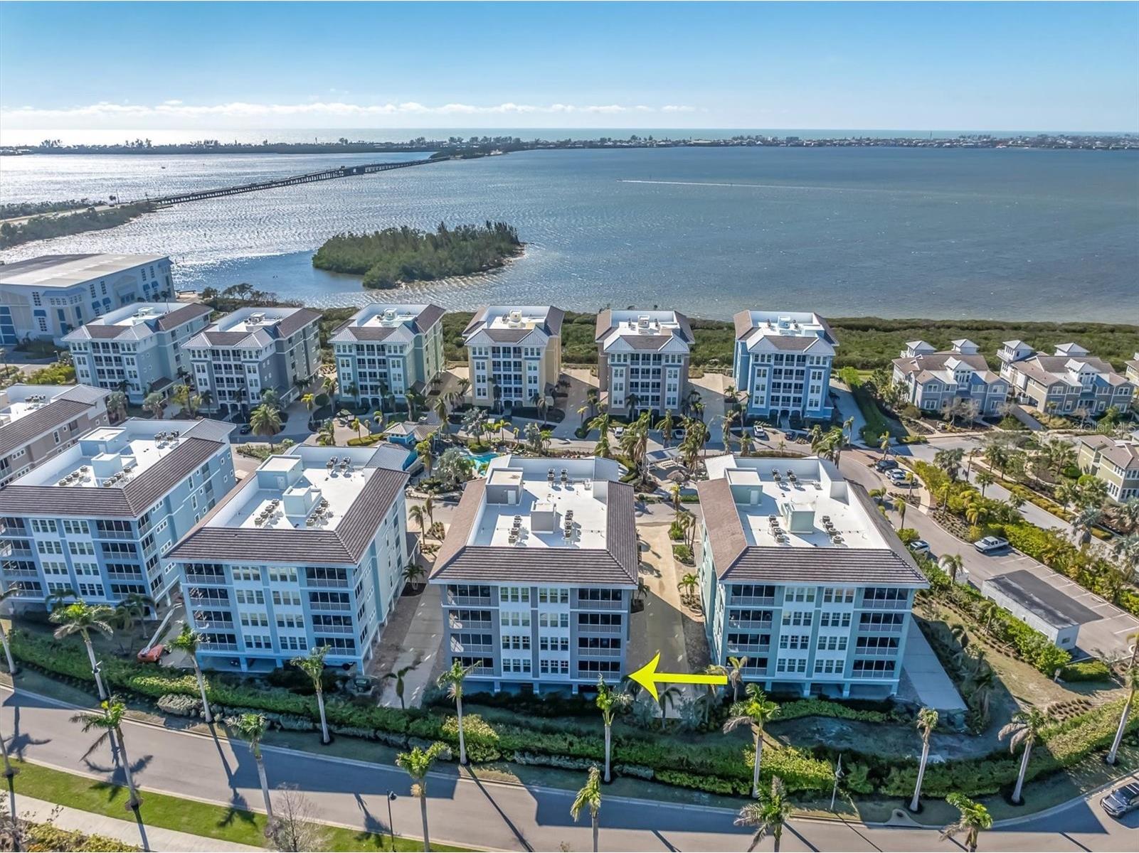 383 Aruba Circle #102 Bradenton FL 34209 A4641043 image1