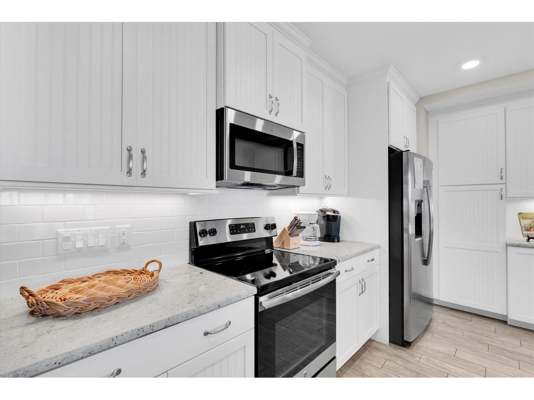 383 Aruba Circle #102 Bradenton FL 34209 A4641043 image11