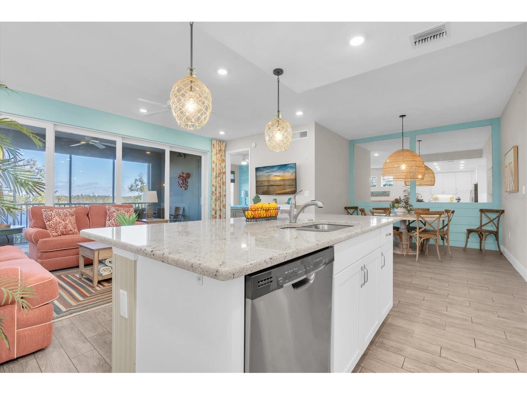 383 Aruba Circle #102 Bradenton FL 34209 A4641043 image5