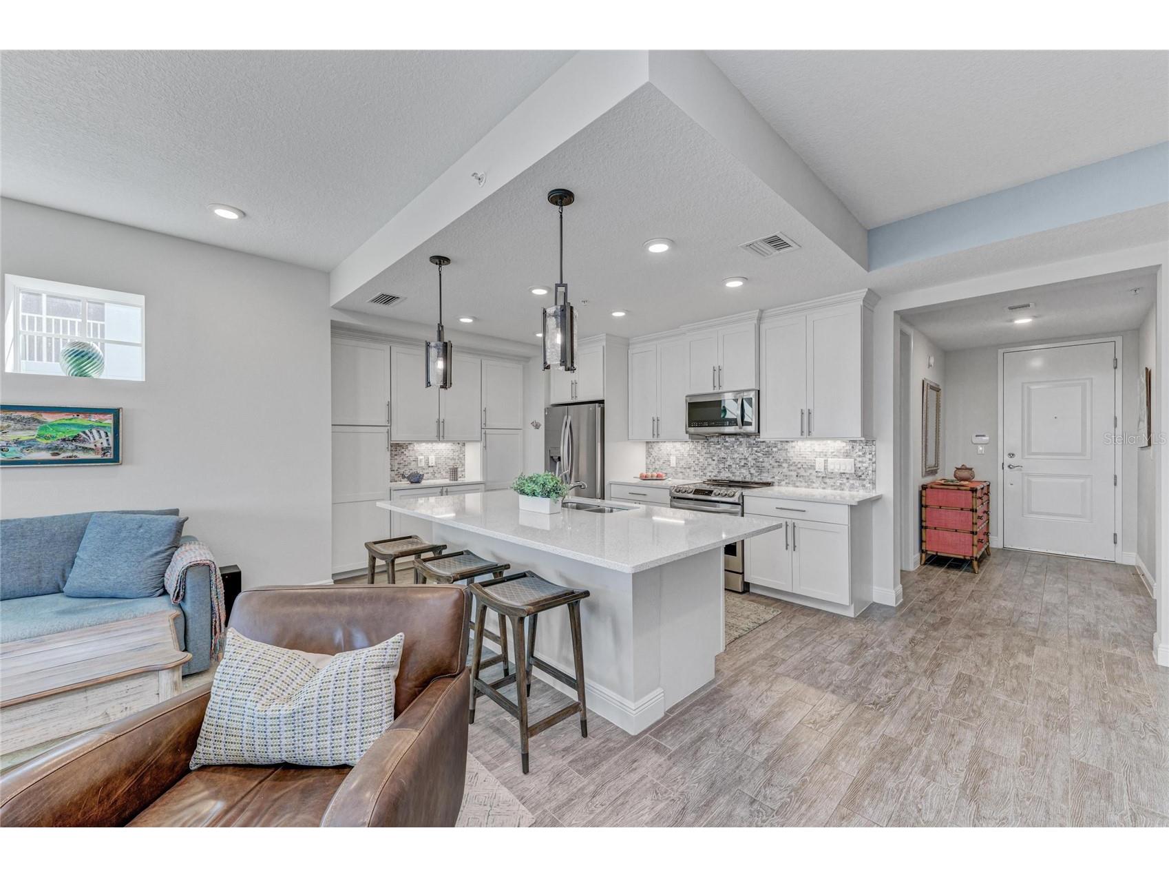 383 Aruba Circle #203 Bradenton FL 34209 A4677203 image18