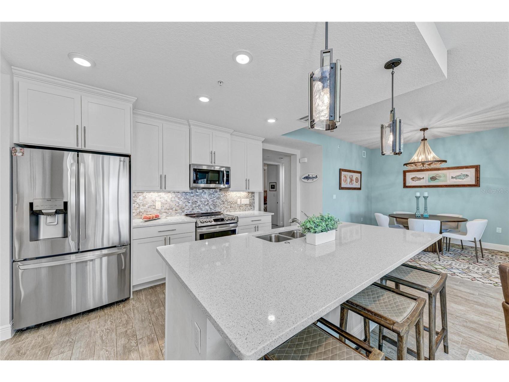 383 Aruba Circle #203 Bradenton FL 34209 A4677203 image24
