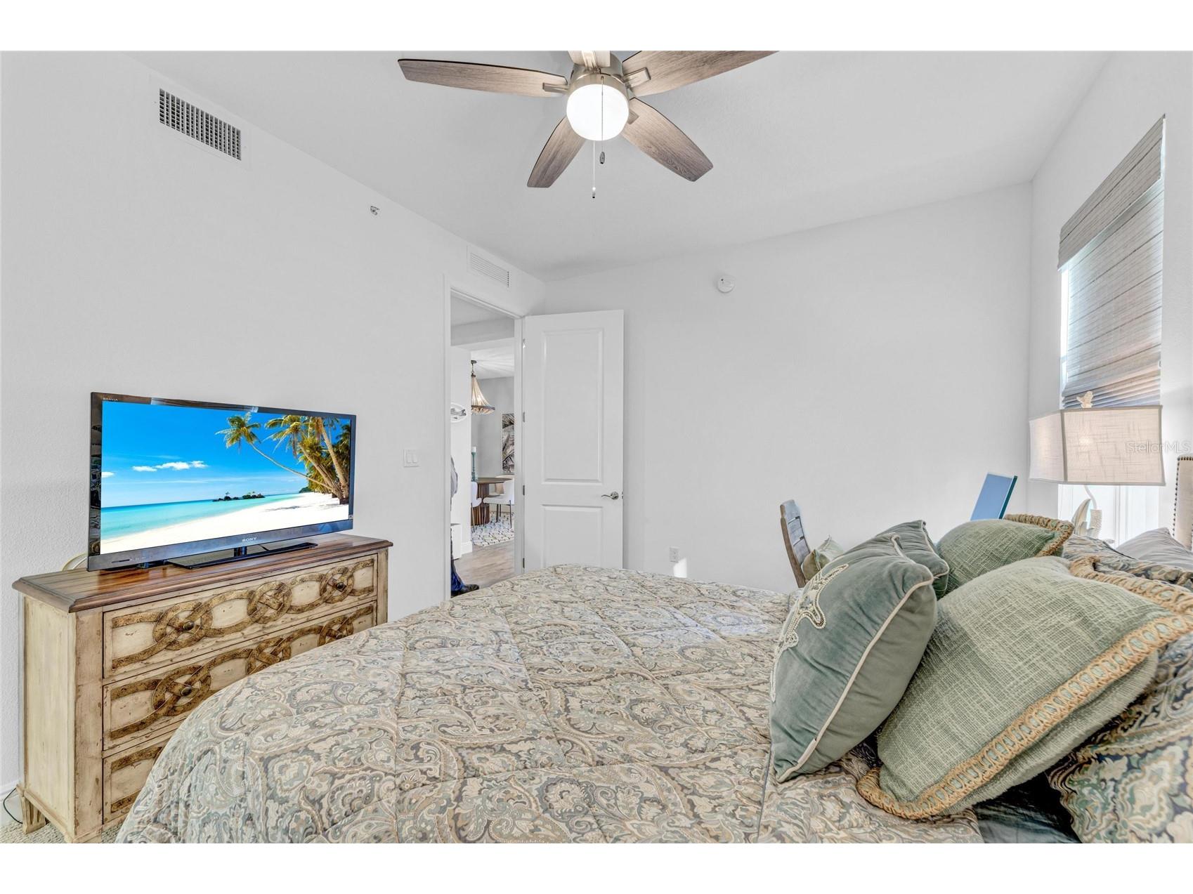 383 Aruba Circle #203 Bradenton FL 34209 A4677203 image38