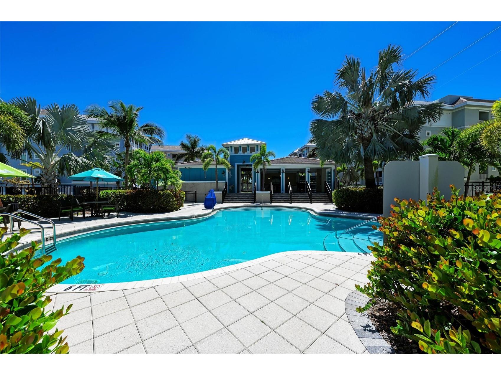 383 Aruba Circle #203 Bradenton FL 34209 A4677203 image79