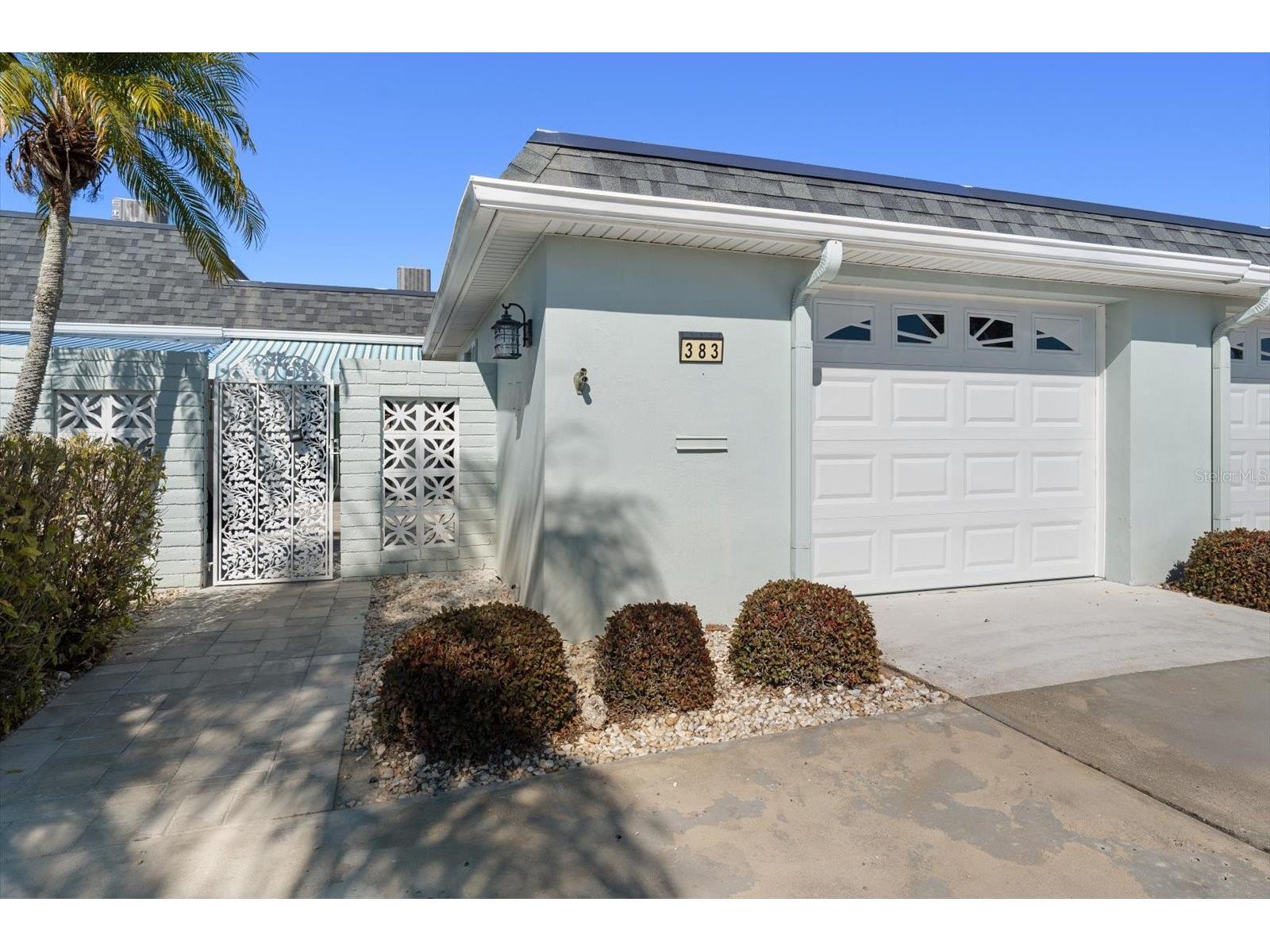 383 Boca Ciega Point Boulevard N Saint Petersburg FL 33708 TB8475179 image1