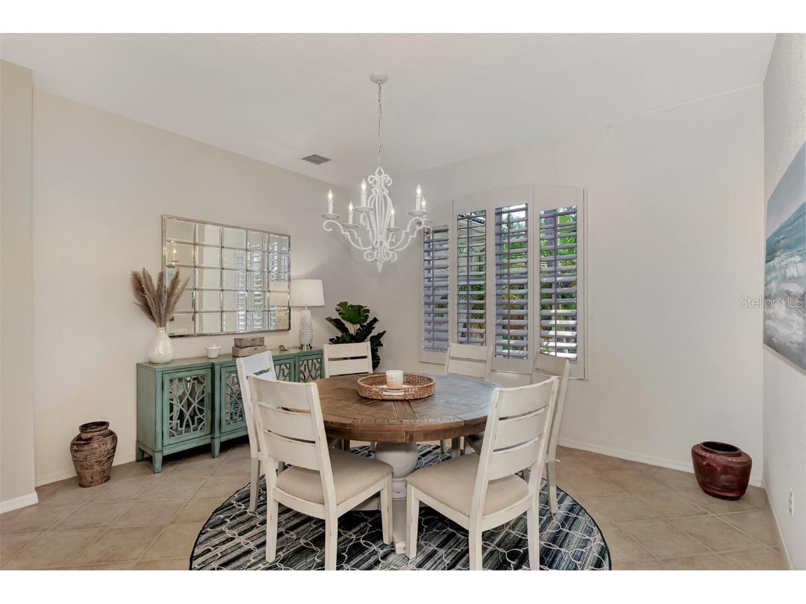 383 Cedarbrook Court Venice FL 34292 A4662260 image15