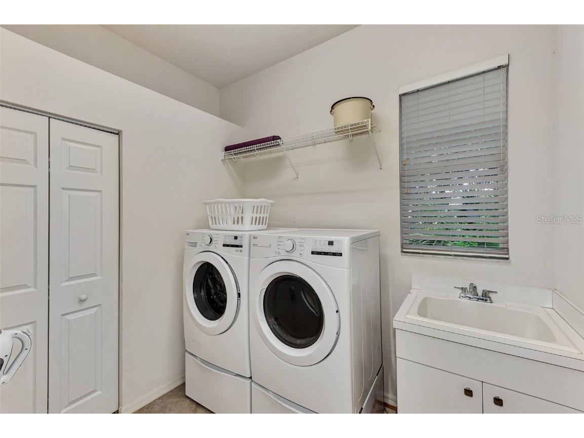 383 Cedarbrook Court Venice FL 34292 A4662260 image43