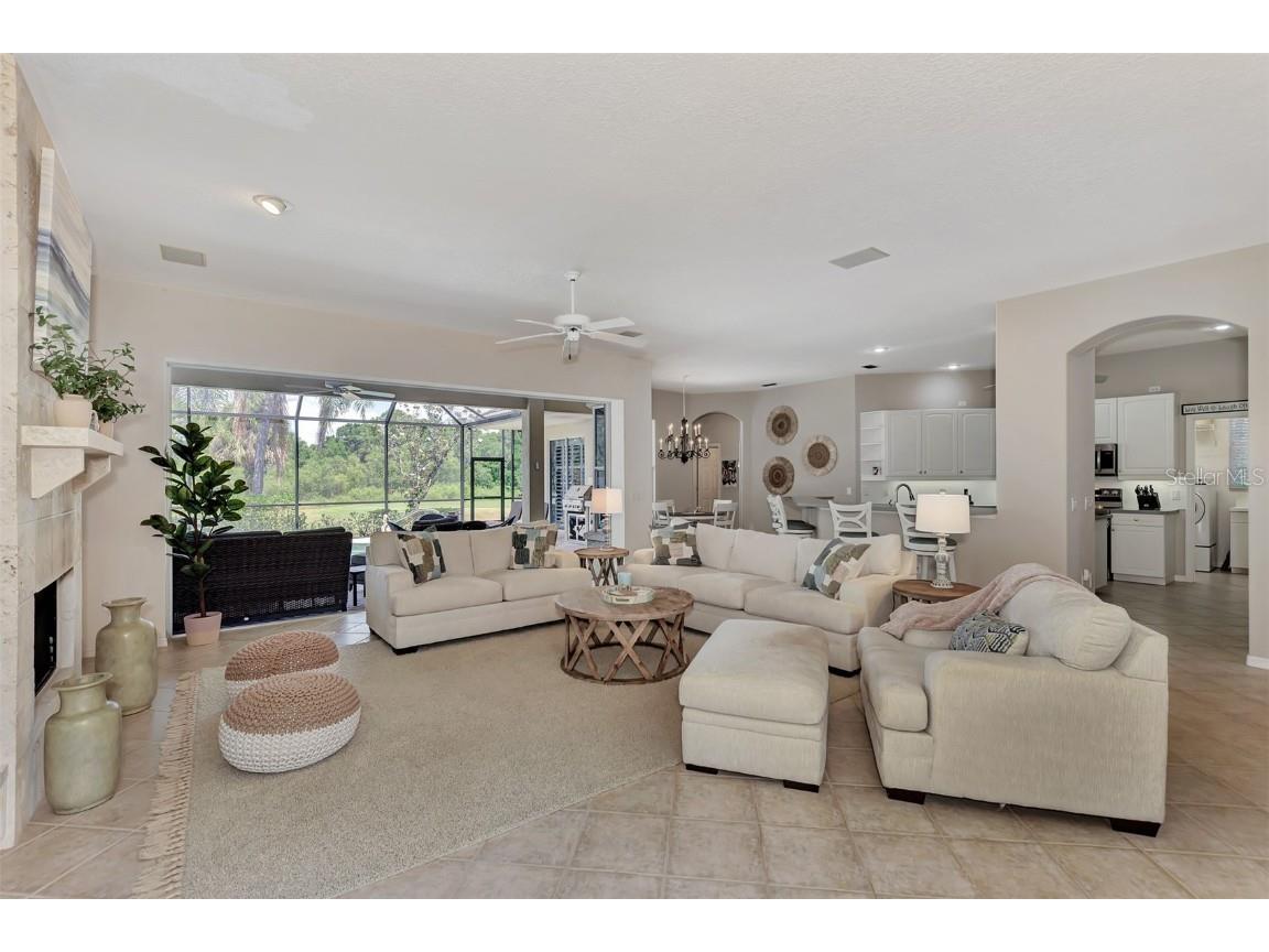 383 Cedarbrook Court Venice FL 34292 A4662260 image8