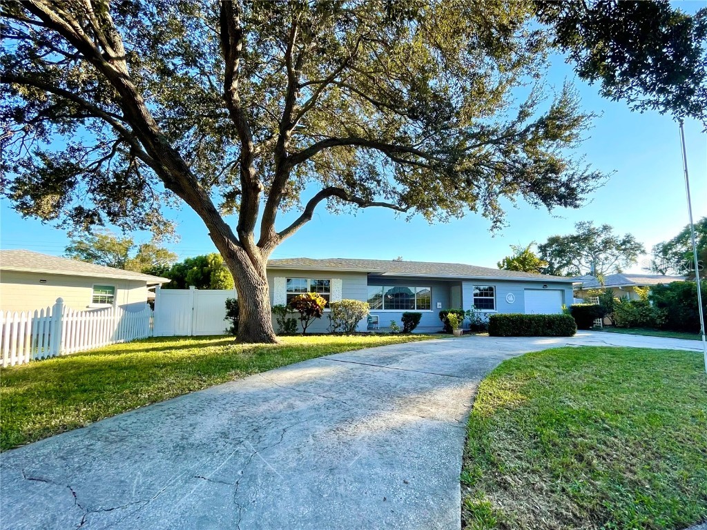 3830 24th Avenue N Saint Petersburg FL 33713 U8178699 image1